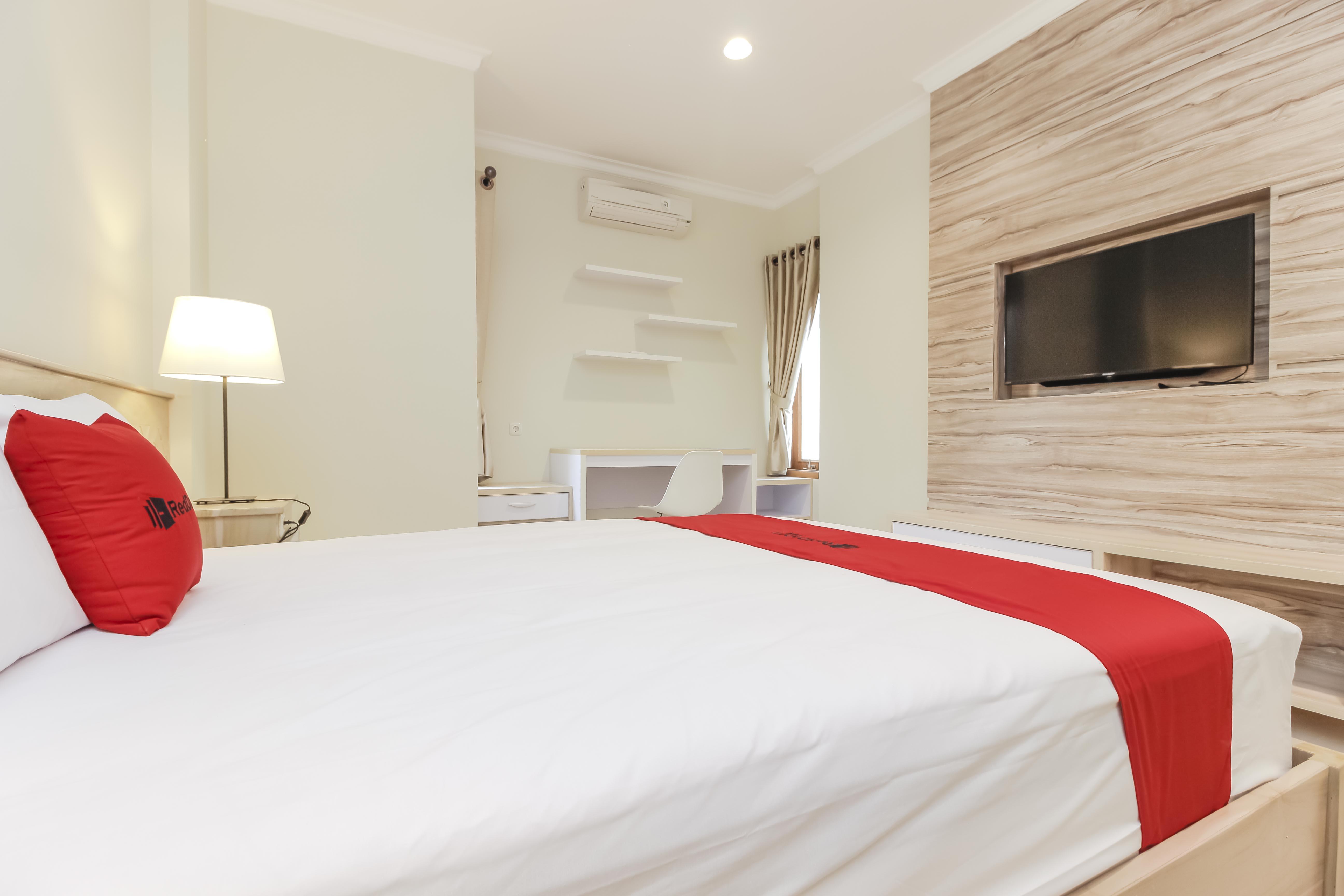 Reddoorz Premium Near Ragunan Zoo 2 Jakarta Buitenkant foto