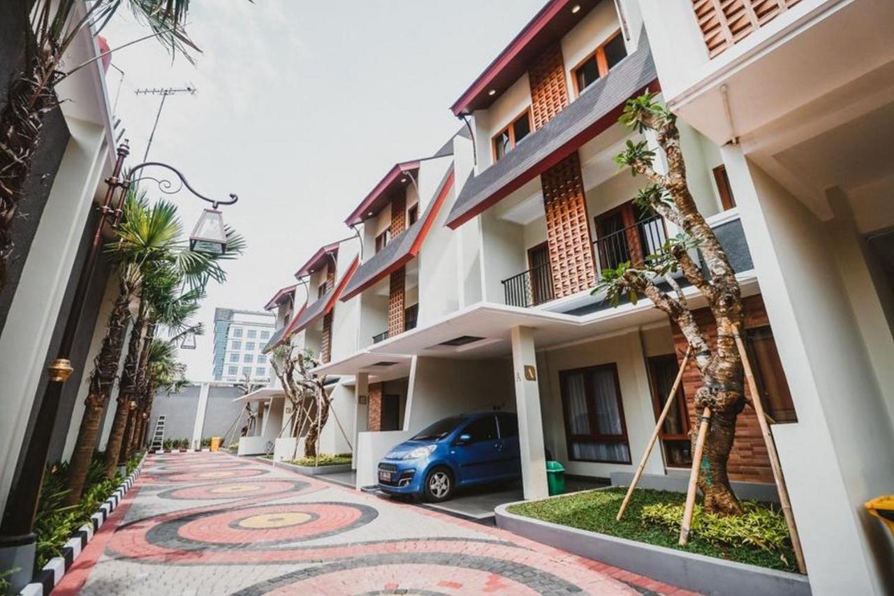 Reddoorz Premium Near Ragunan Zoo 2 Jakarta Buitenkant foto